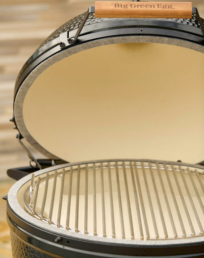 Big Green Egg Dual Zone Half Moon Cooking Grid RVS Large, halfmaanvormig grillrooster van roestvrij staal.